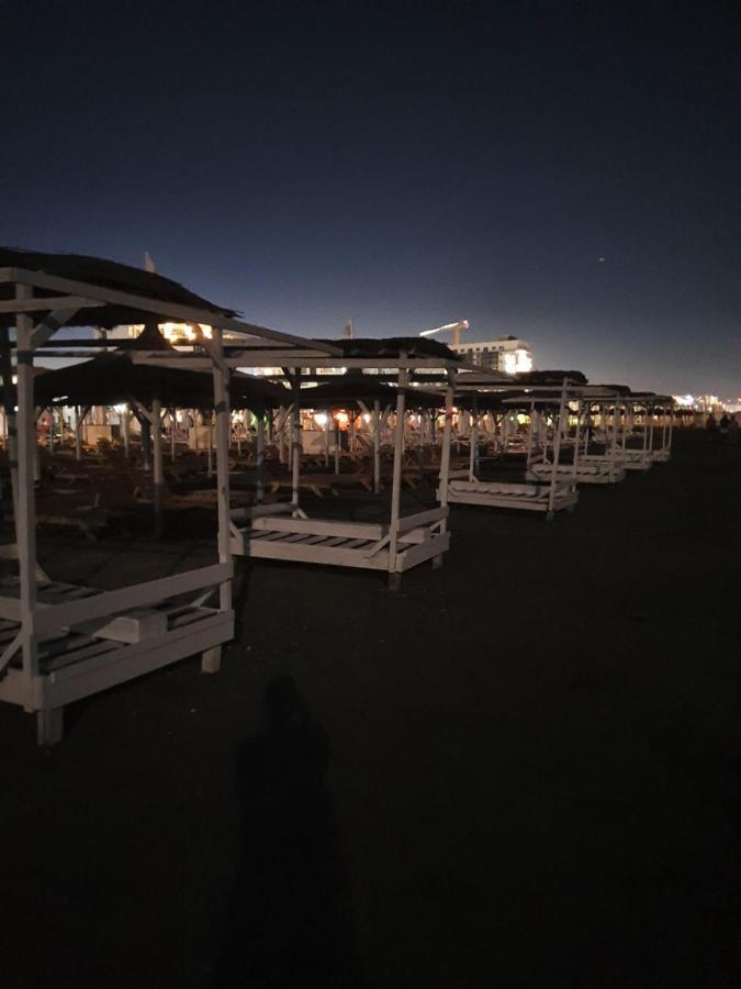 Garsoniera Bya Mamaia Nord-Navodari Bagian luar foto